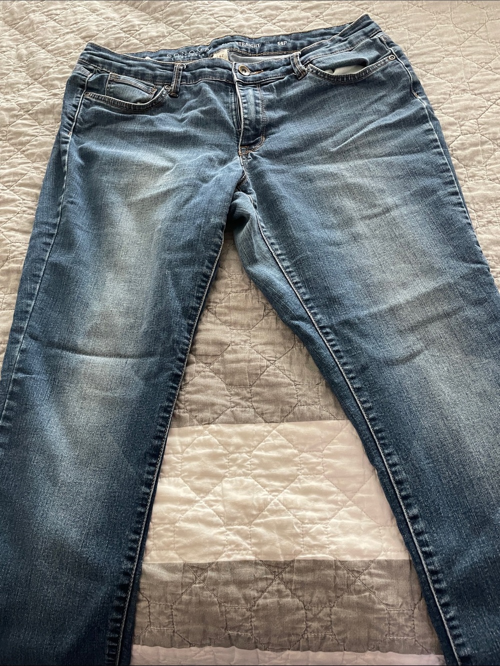 Sonoma Straight Leg Jeans in Medium Blue Wash